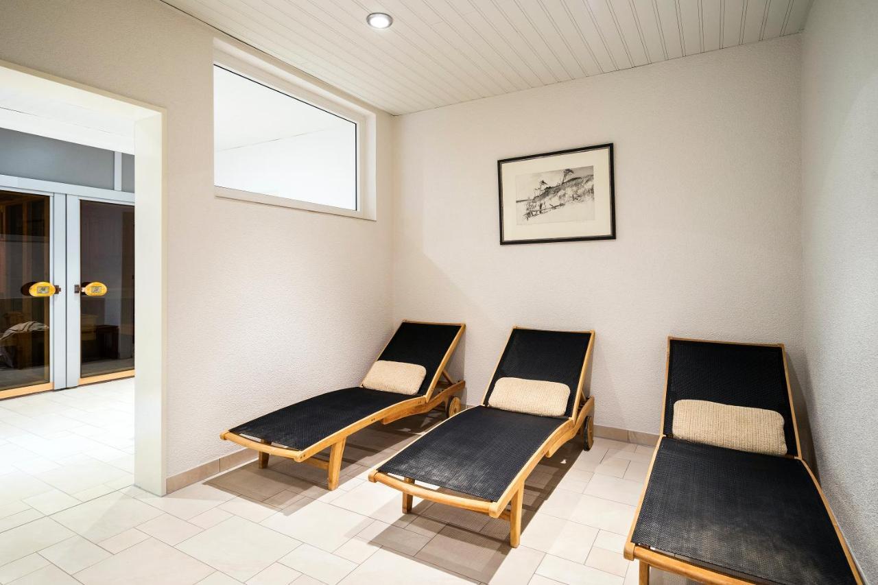 Strandleben 11 - Hans Kinder Ahrenshoop Kültér fotó